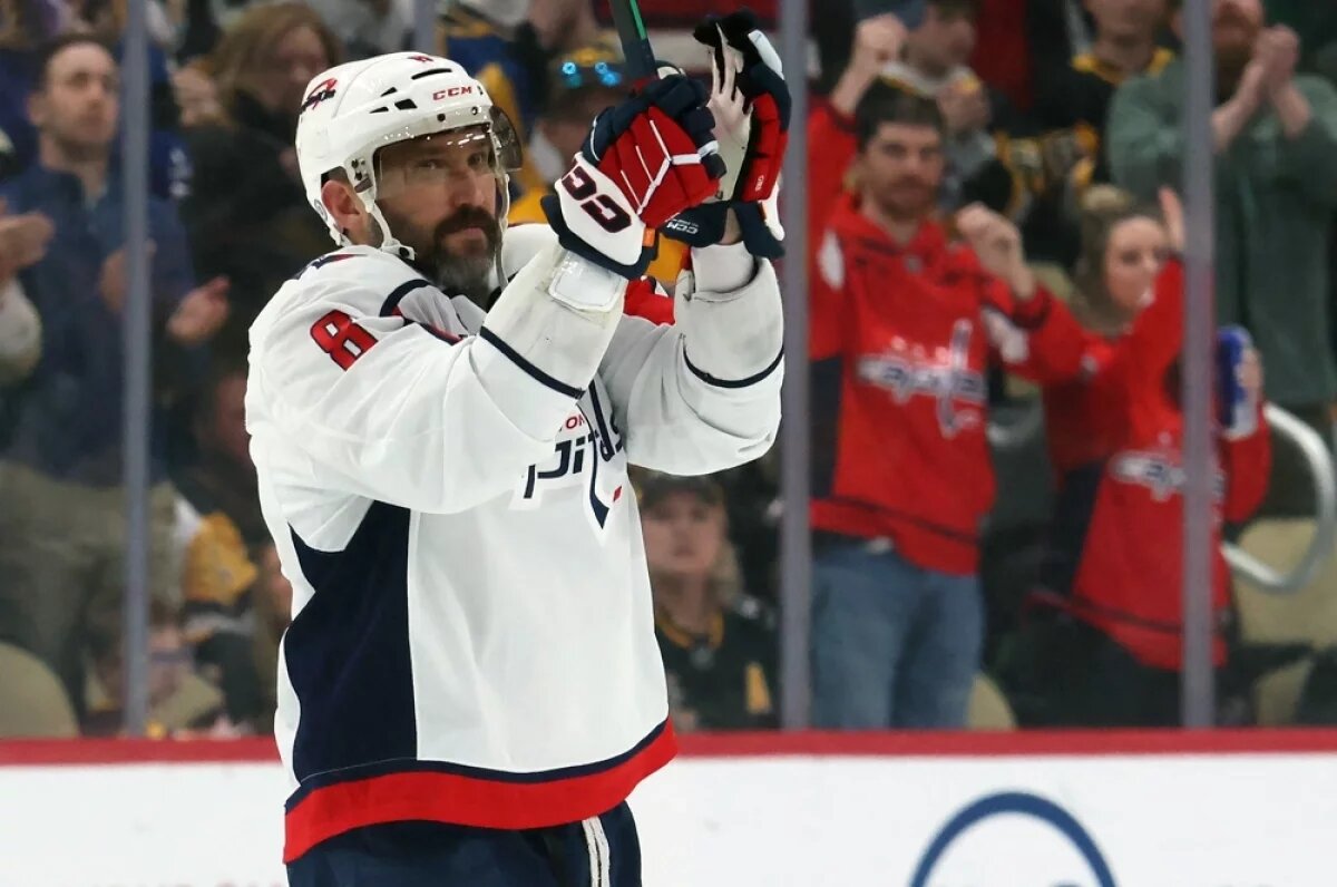    Российский нападающий клуба «Вашингтон» Александр Овечкин завершил регулярный чемпионат-2024/25.