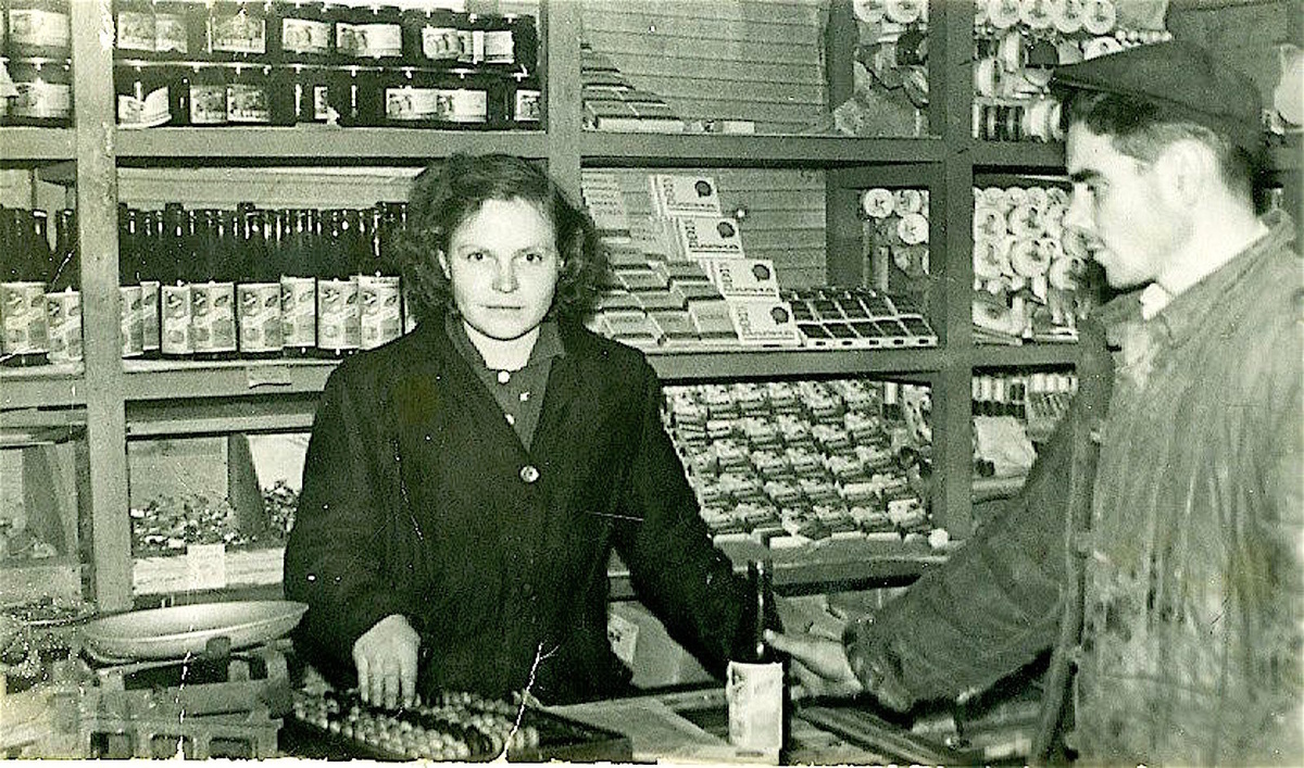 Фото из интернета. Сельмаг.