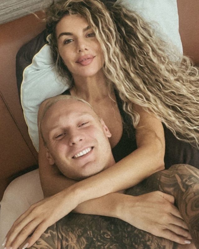   Соцсети Анны Седоковой