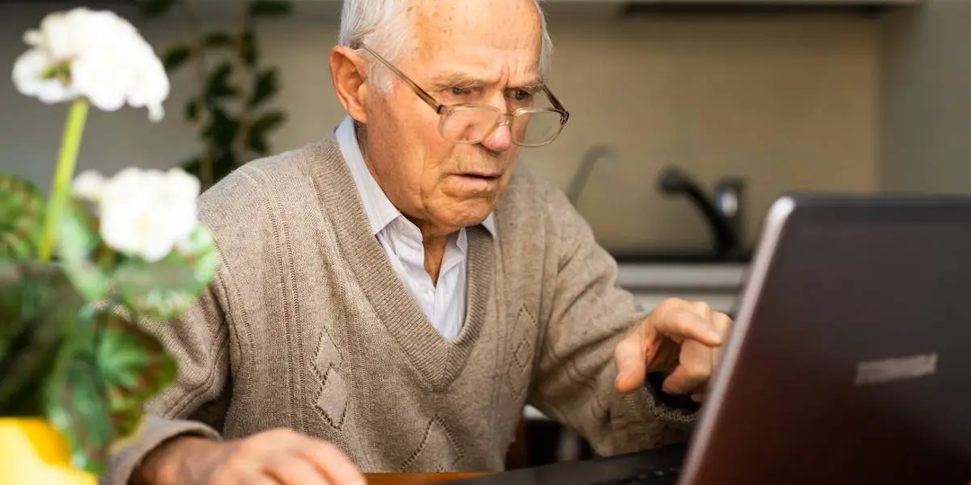 "Пенсионер вернул 246 тысяч через суд: Как заставить ПФР пересчитать вашу пенсию и не сдаваться?"