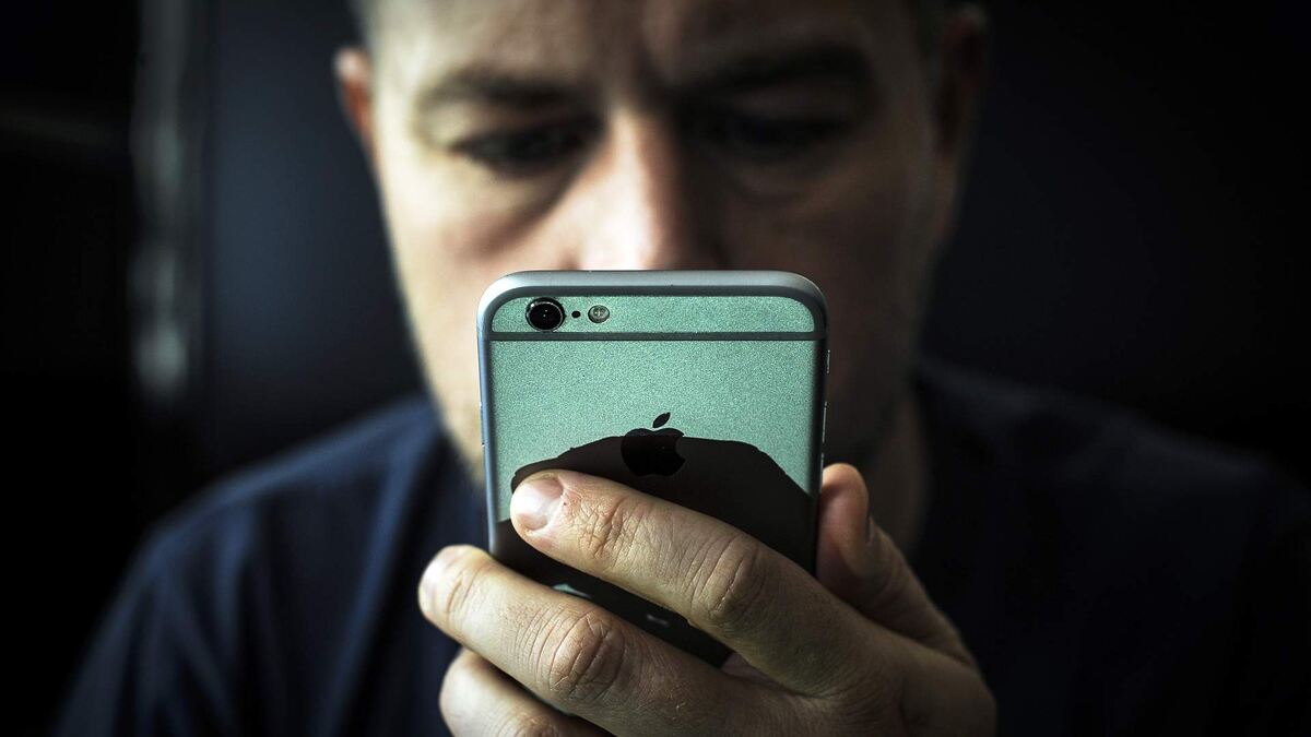 Смартфон – полностью оснащенное устройство для слежки