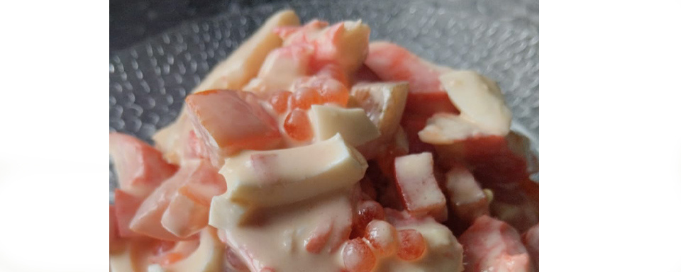                          Калории на 100 г : 102 ккал; белки 4.9 г ; жиры 7 г ; углеводы 4.7 г