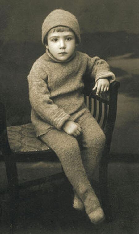 Юрий Никулин в раннем детстве