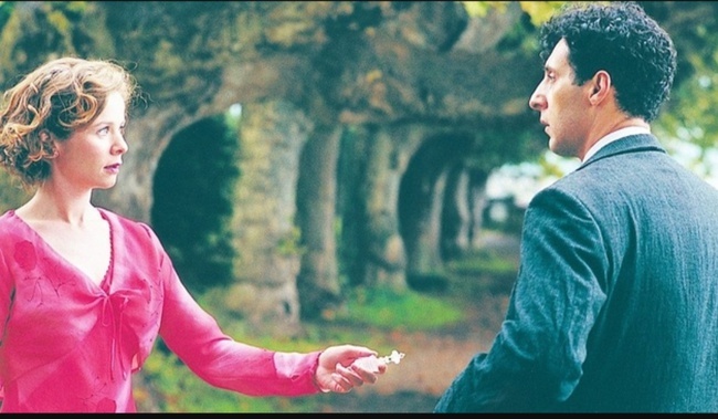 Жутковатая сцена из англо-французского фильма 2000 года. Пожалуй, не стану смотреть