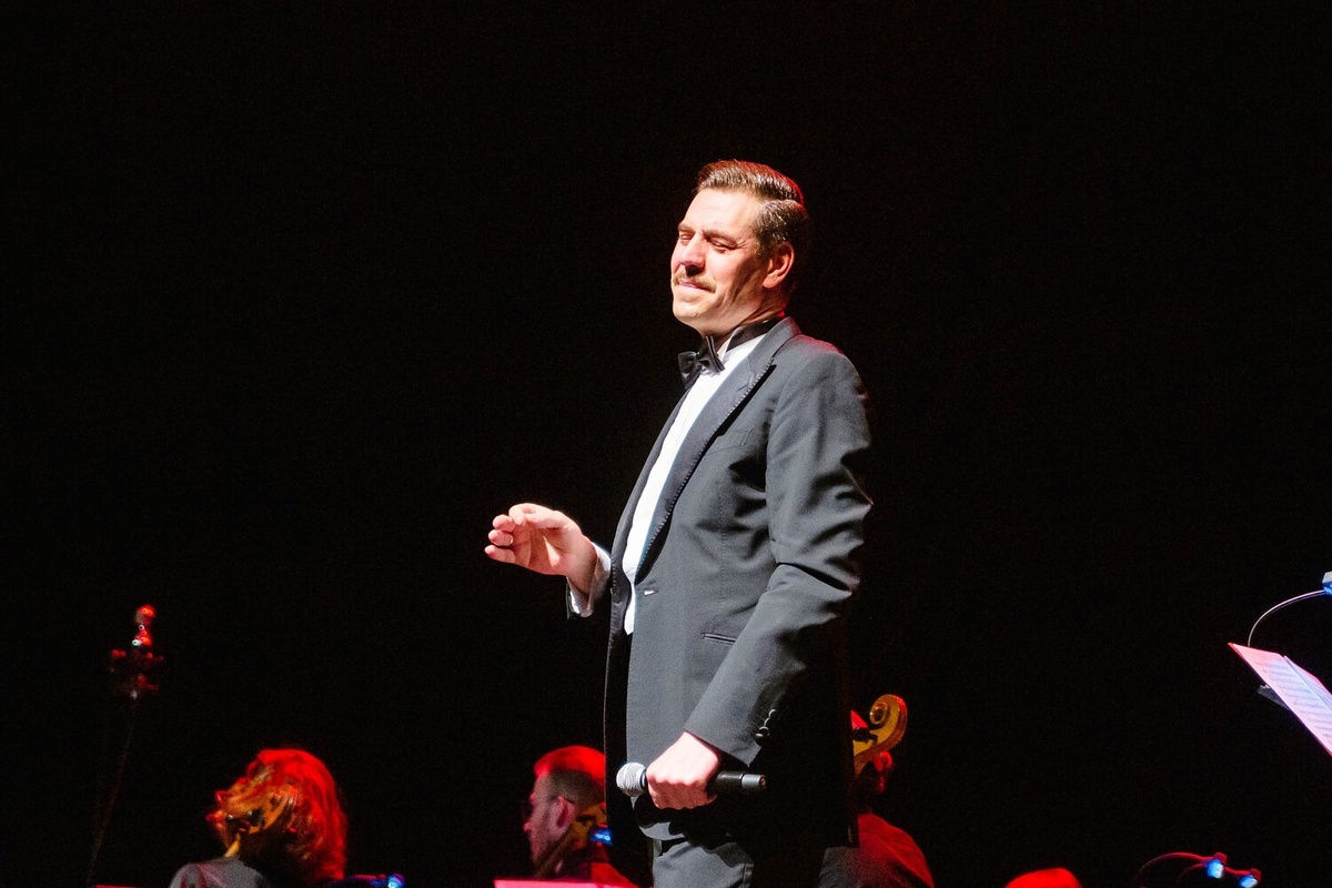 Дмитрий Дюжев
