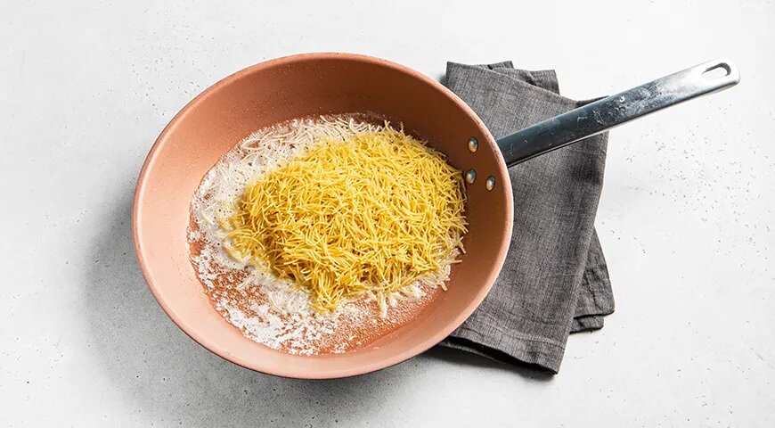   Вермишель «паутинка», жаренная на сковороде (gastronom.ru)