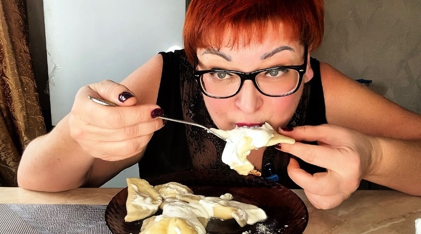 Как же без еды)))