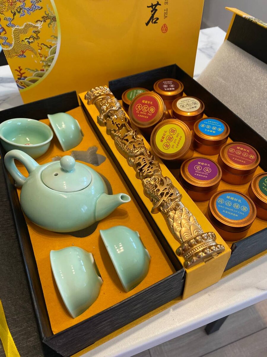 Подарки из Китая. Фото из личного архива