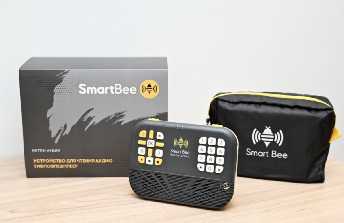 Комплект поставки тифлофлешплеера Smart Bee 