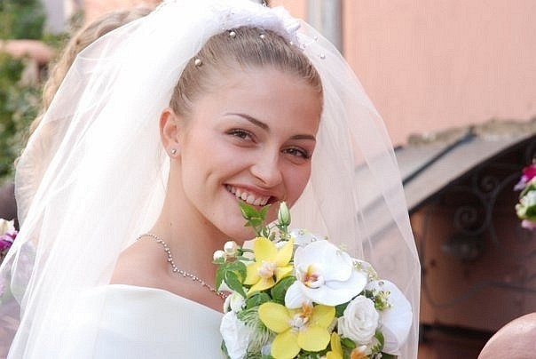 кадр из фильма "Любимая дочь папы Карло" (2008 г.)