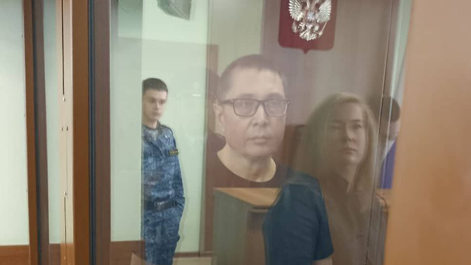 Дмитрий Ендовицкий во время заседания.📷Фото: Юрий Голубь