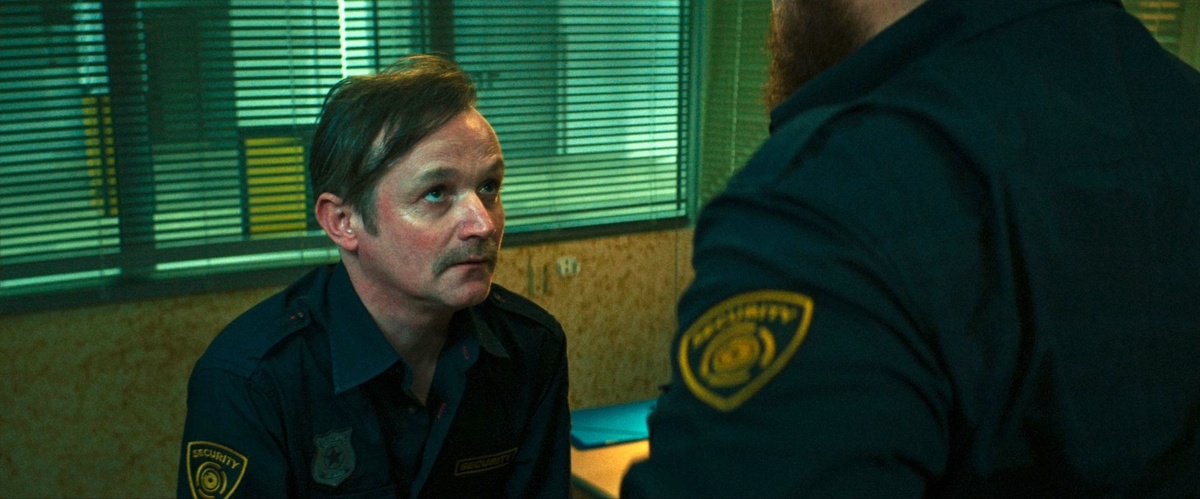 Кадр из к/ф Wake Up. 