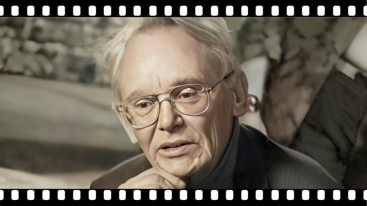 Леонид Иович Гайдай (30 января 1923 — 19 ноября 1993) — советский и российский кинорежиссёр, сценарист и киноактёр. Народный артист СССР