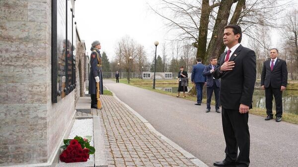    © Foto / Пресс-служба Рустама Эмомали