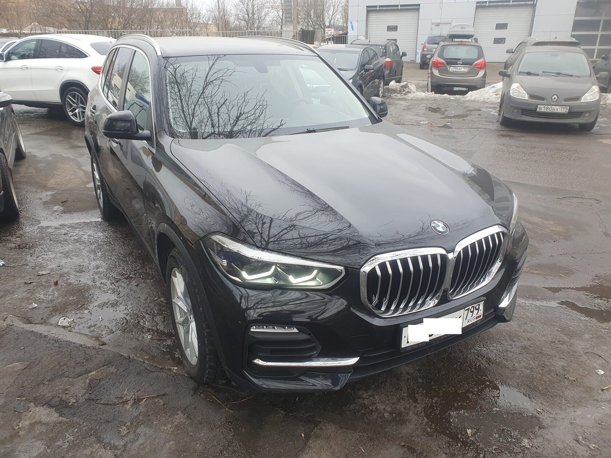 X5 с каждым кузовом становится всё более и более премиальным сегментом