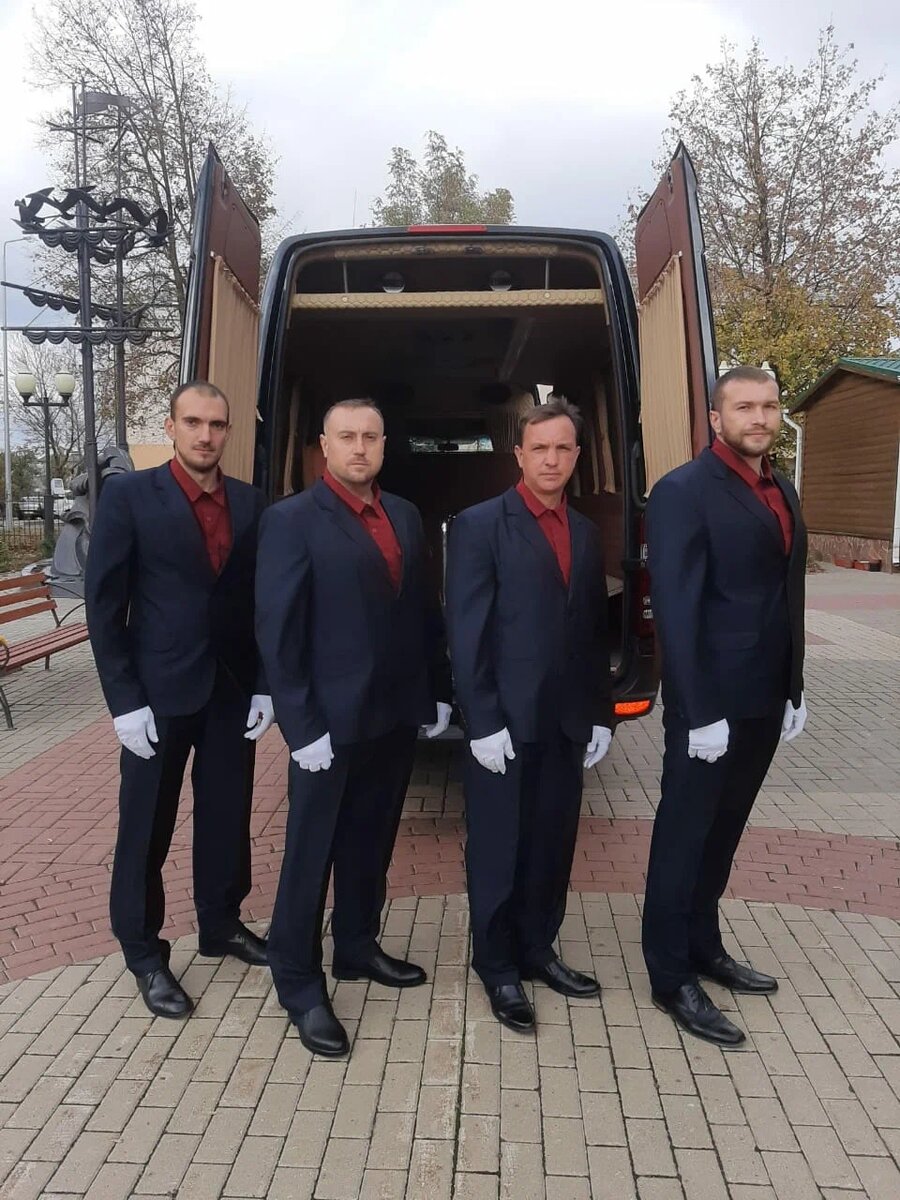 Нас рекомендуют, потому что мы не навязываем лишнего, не давим, не торопим.