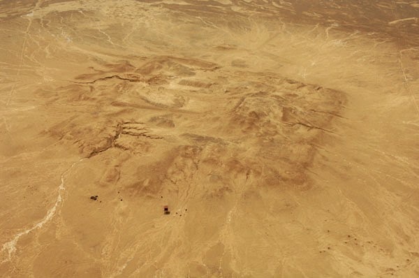 Руины зиккурата в Эриду, фото с дрона.