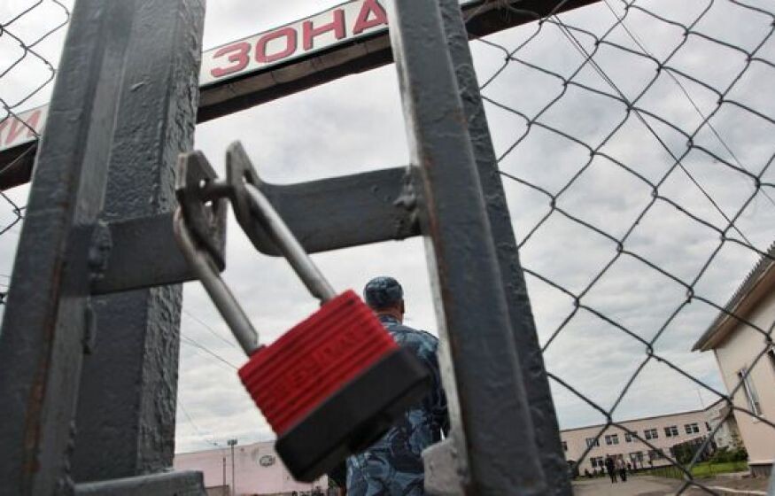    «Искоренить русских и русский язык»: крымчанке грозит пять лет лишения свободы за грубое высказывание