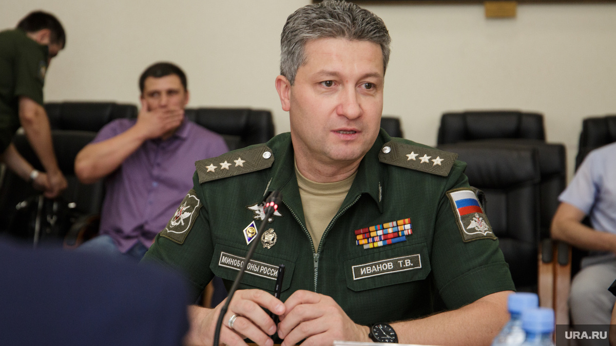 https://s.ura.news/1200_675/images/news/upload/news/760/207/1052760207/391845_Zamministr_oboroni_Timur_Ivanov_posetil_Permskoe_suvorovskoe_voennoe_uchilishte_Permy_ivanov_timur_250x0_5552.3701.0.0.jpg