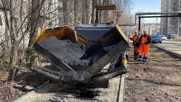    В Кирове обустраивают подходы к мемориалам