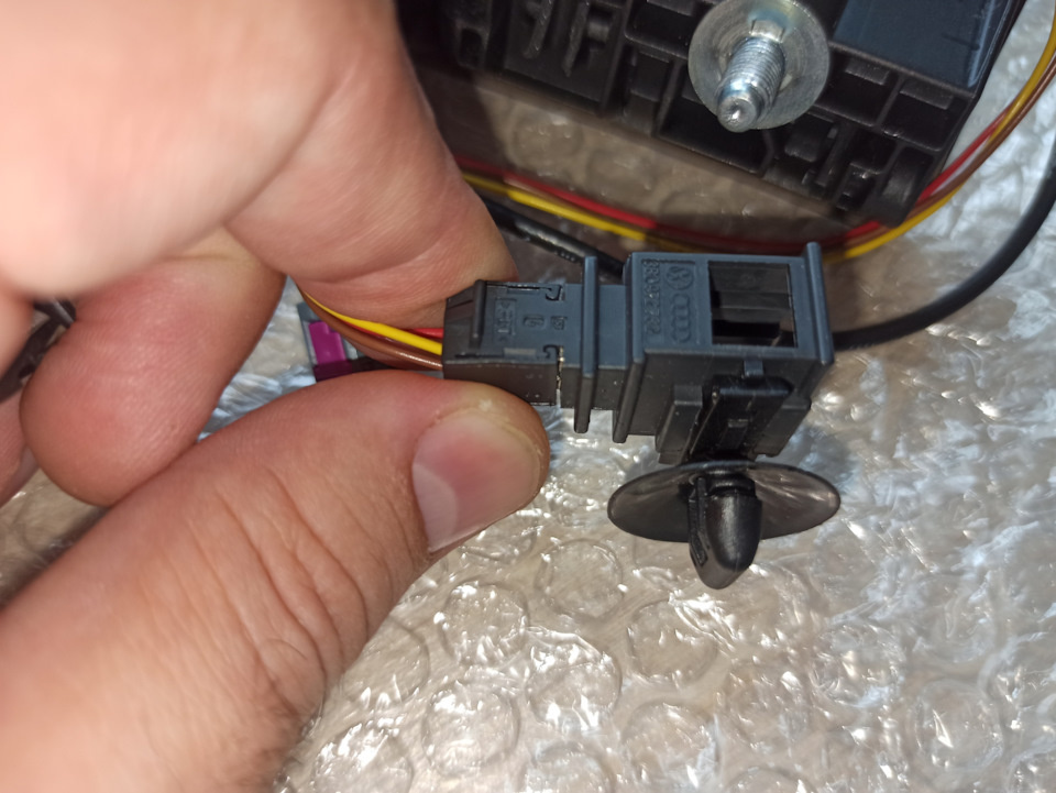 Маркировка разъема камеры jetta