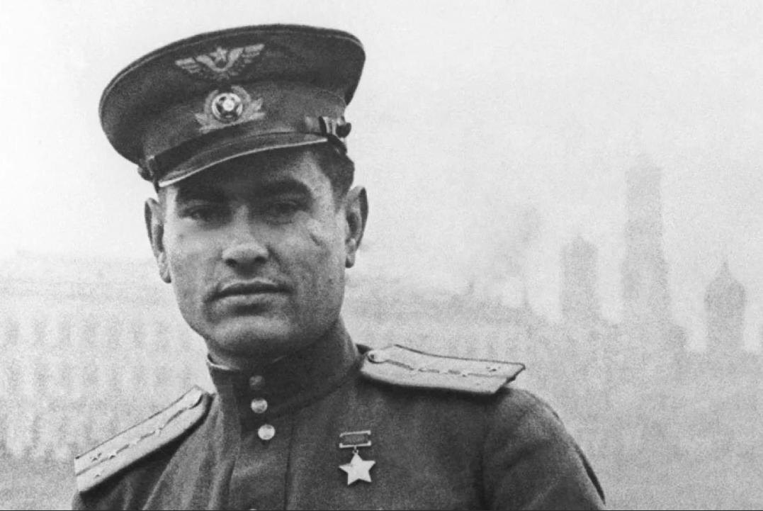 Алексей Маресьев 