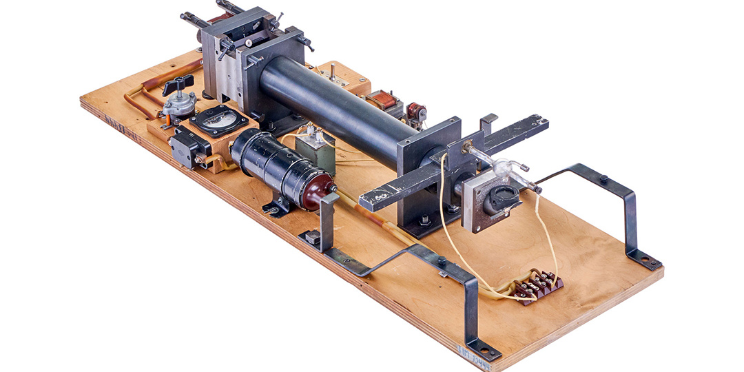 Голографическая установка Юрия Денисюка