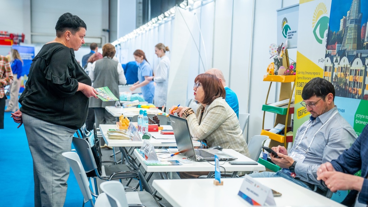    В Югре стартовал региональный этап Всероссийской ярмарки трудоустройства