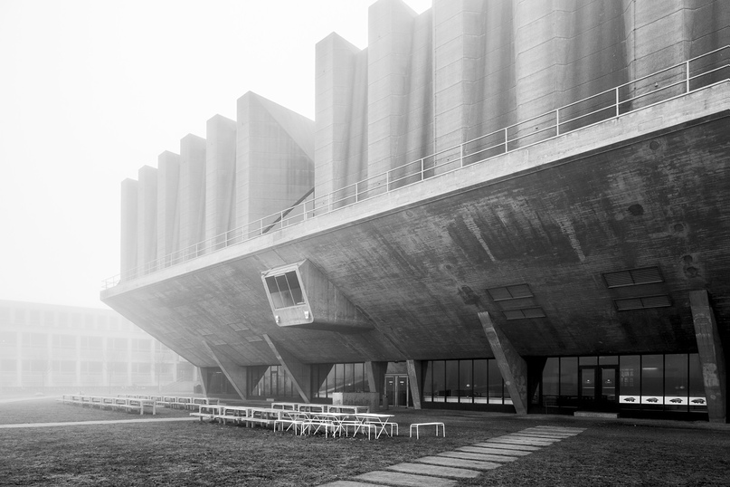 Примеры брутализма в архитектуре