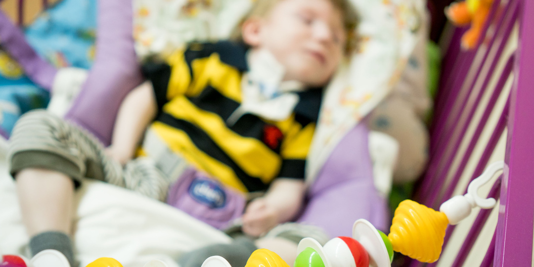 400₽ х 100 подписок на регулярный платёж = запас спецпитания для тяжелобольного ребёнка