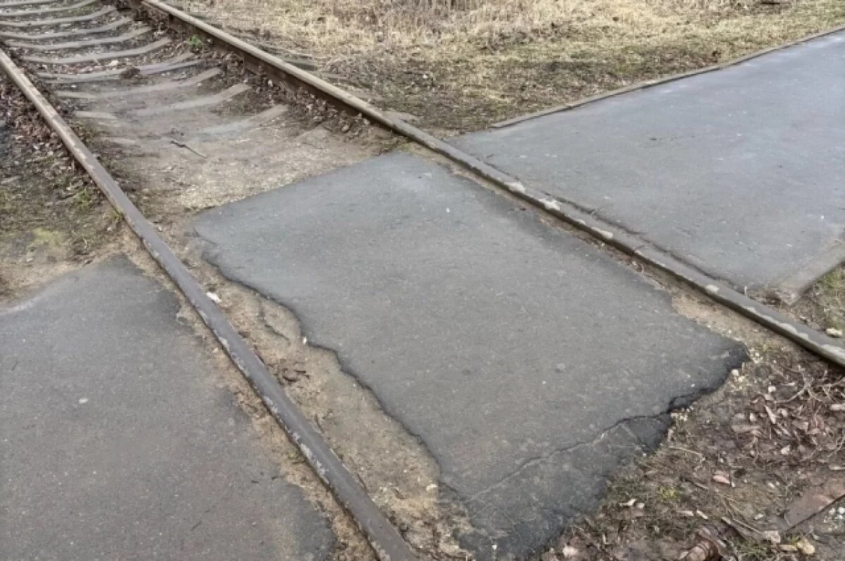    В Щёкине на железнодорожных переездах нашли нарушения