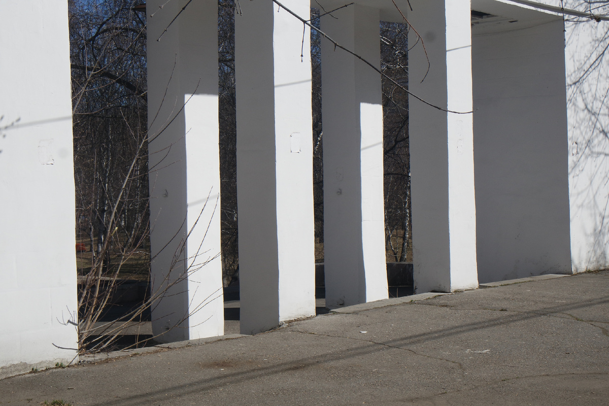 эти колонны напоминают мне брусочки воздушной пастилы!..