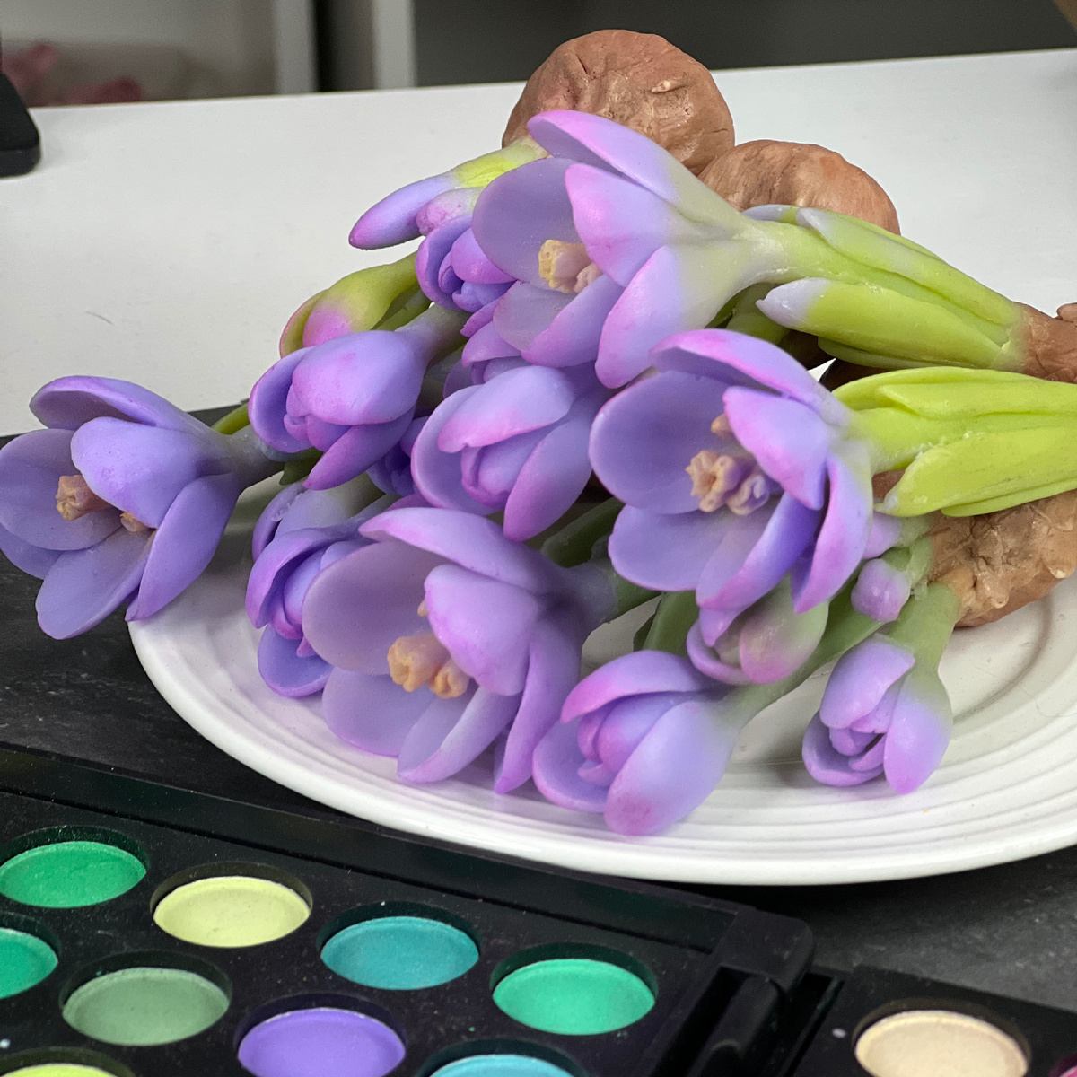 Крокусы из мыла