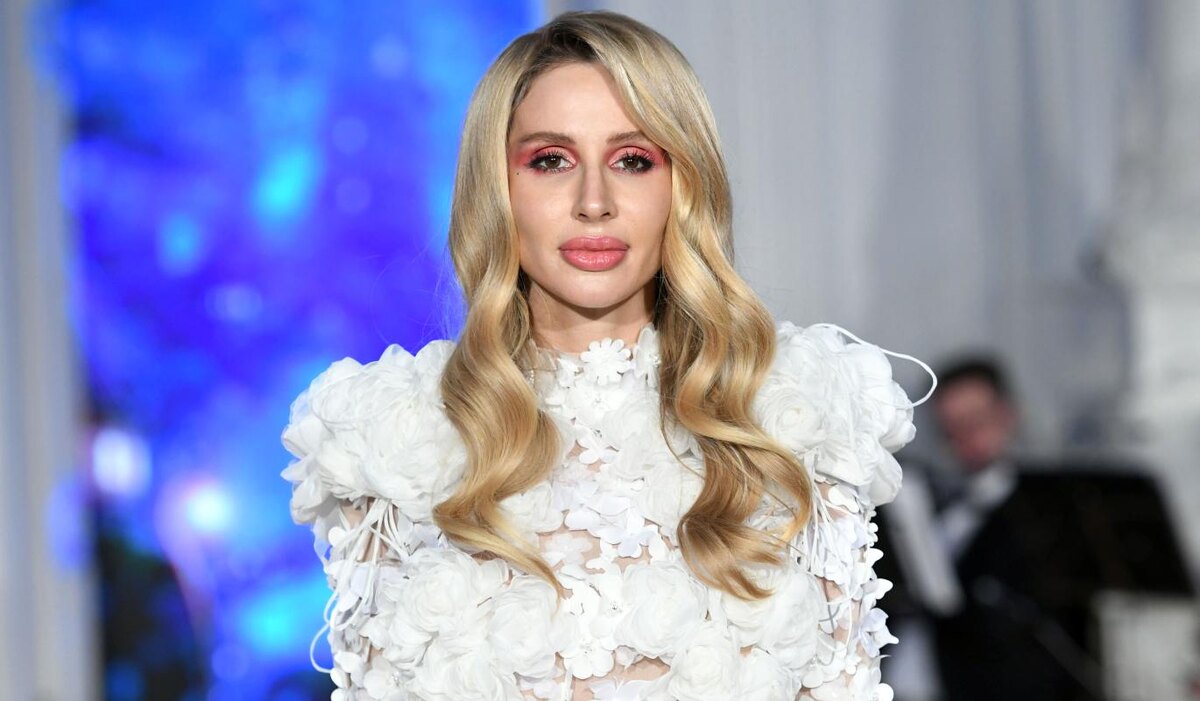     Суд отказался запрещать Лободе исполнение песни "К черту любовь"