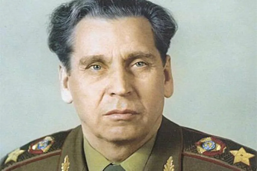 Николай Огарков