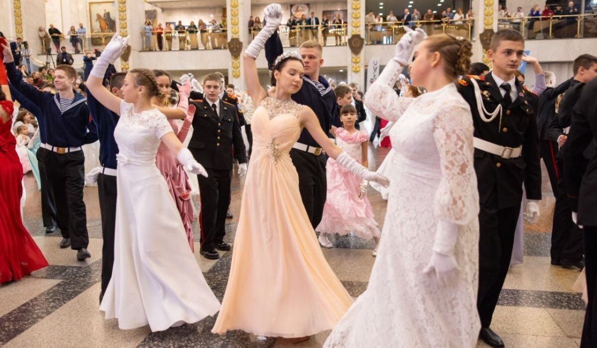     Кадетский бал в Музее Победы. Источник: victorymuseum.ru Автор фото: Пресс-служба Музея Победы
