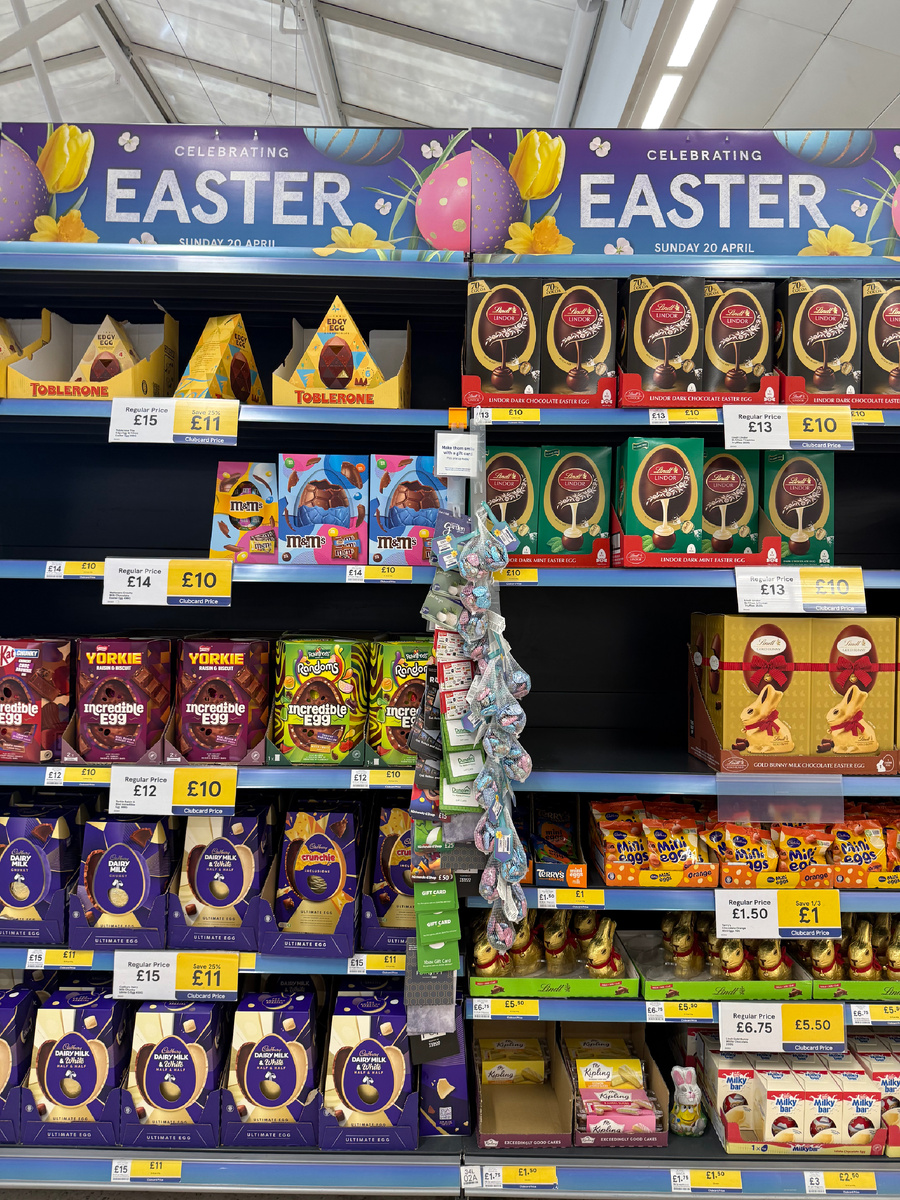 Разные бренды стараются выделиться своим яйцом! Фотография из личного архива. 