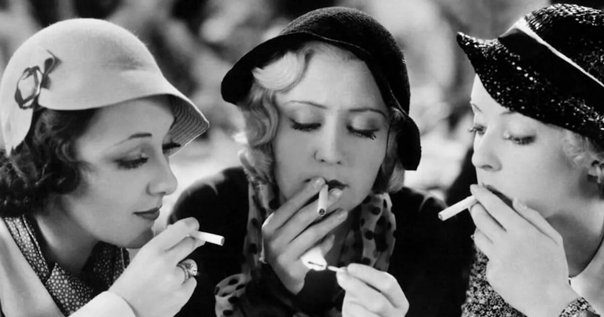 Курение — новая опора феминизма