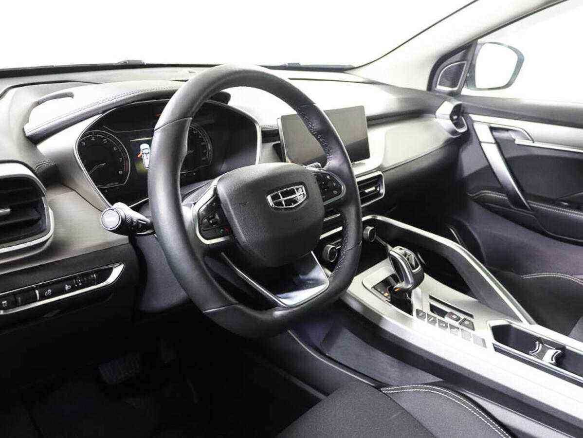 Geely Coolray I (2019–2023 дорестайлинг) интерьер