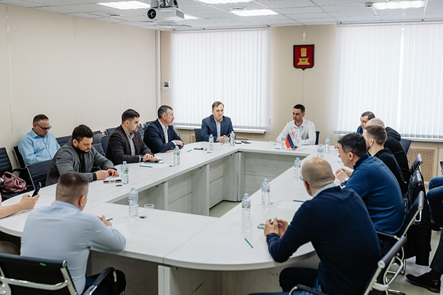 Из далекого Салехарда в Тверь приехали перенимать опыт «Транспорта Верхневолжья»