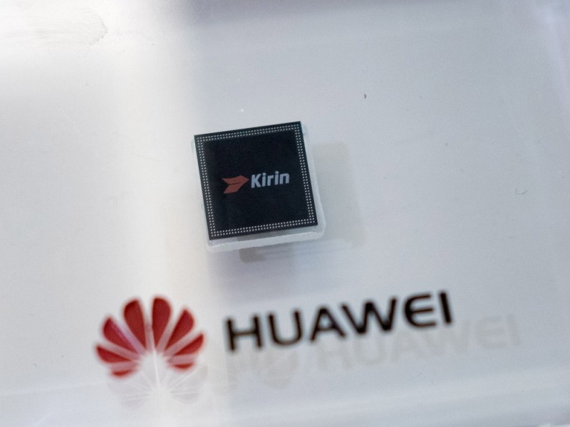    Инсайды #3646: HUAWEI Kirin 8010, Motorola G86 и первый RGB MicroLED-телевизор от Samsung