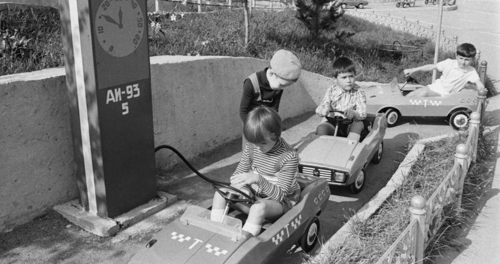 Почему 95-й бензин в СССР был чуть ли не вне закона, а в США такого топлива и вовсе нет: интересные факты