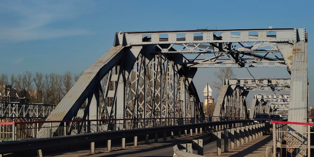 Зачем сохранять ржавый ветхий Цимбалинский путепровод? Что его связывает с Эйфелевой башней и Титаником