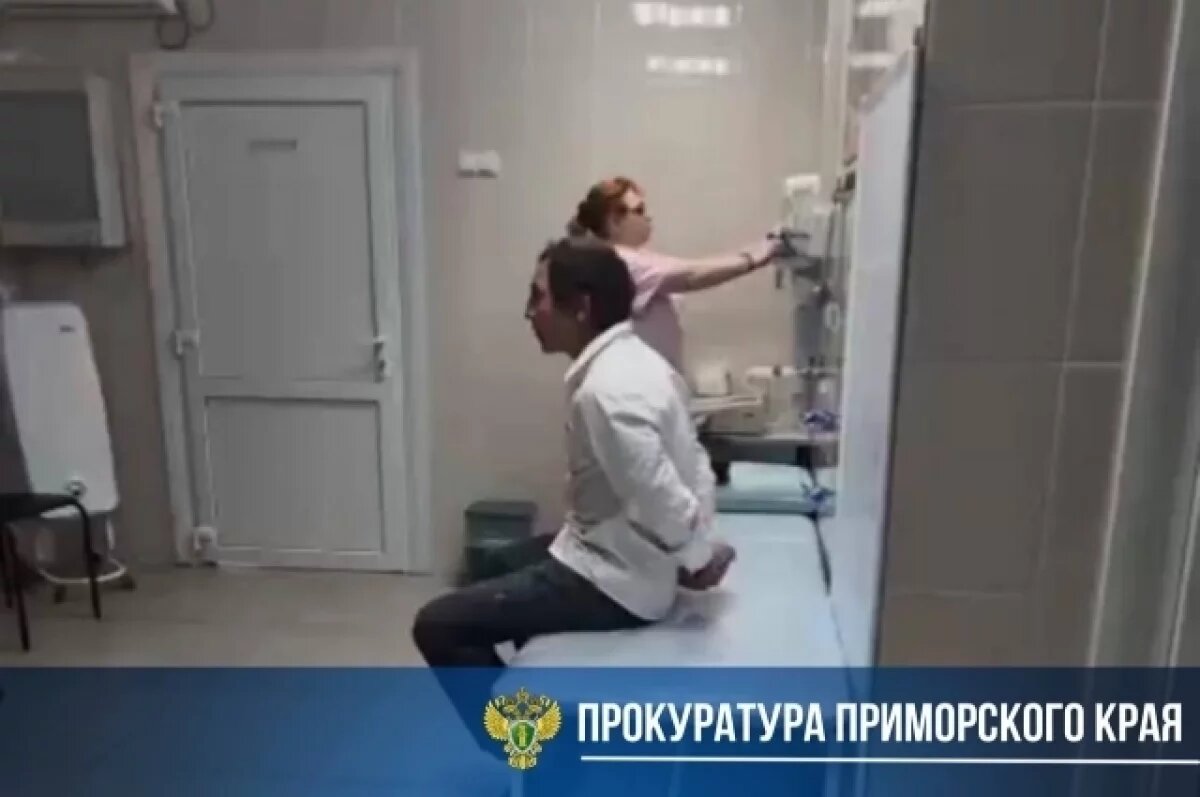    Мужчина в возрасте 42 лет пытался забрать ребенка, но находясь в состоянии опьянения ему его не отдали