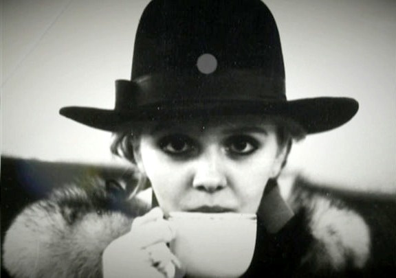 Алла Перфилова (Валерия)