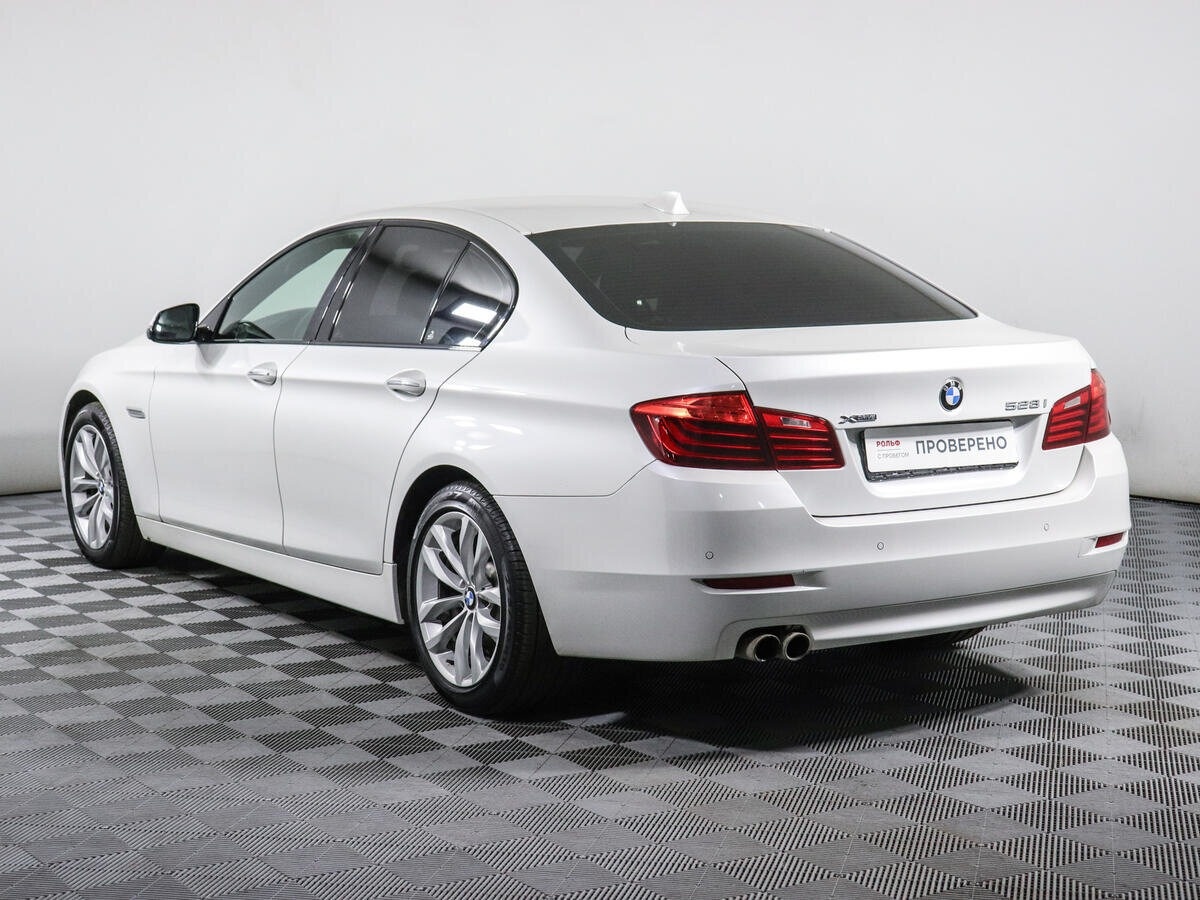 BMW 3 серии E90 (2005–2010)