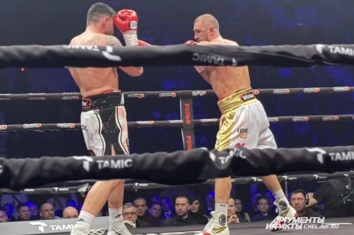    Боксёр Сергей Ковалёв завершил карьеру победой в поединке с Артуром Манном