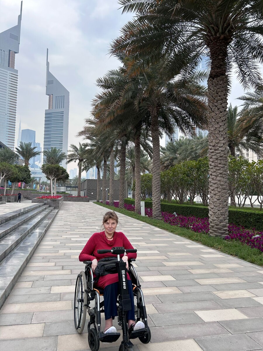 Раньше я ещё ходить могла, в этом году только на коляске