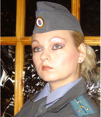 2005 год. Тогда фотошоопов не было, даже красные зрачки на месте (фото сделано на "мыльницу")