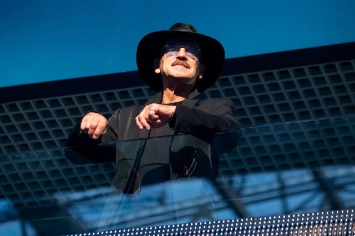    Врачи временно запретили Боярскому играть на сцене